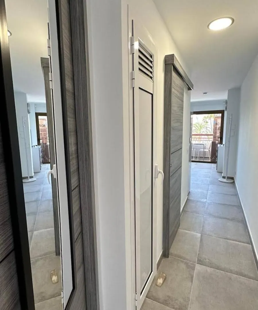 Modernes Apartment Mit 1 Schlafzimmer Und Balkon Im Herzen Von Playa Del Ingles, Gran Canaria