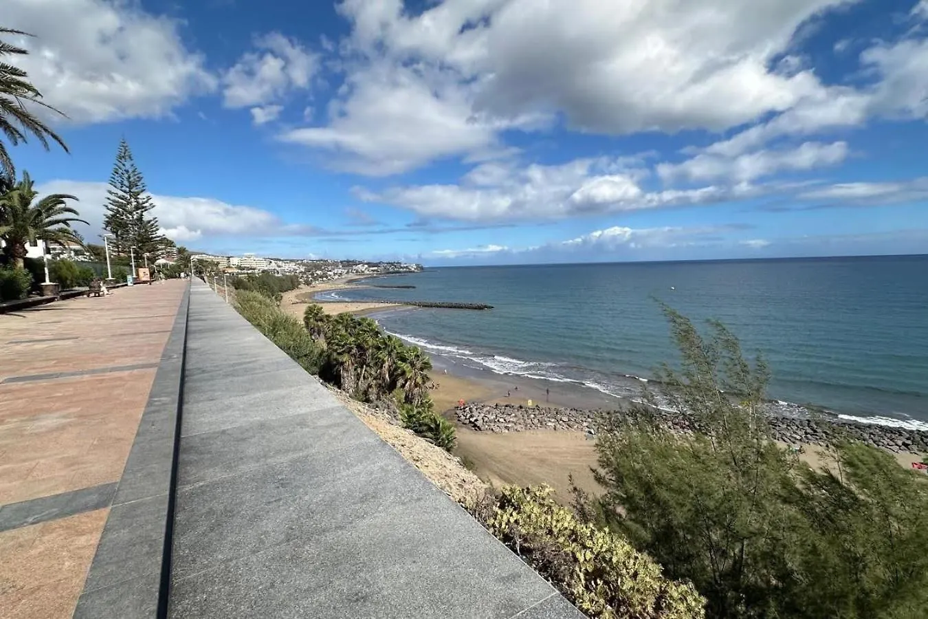 Modernes Apartment Mit 1 Schlafzimmer Und Balkon Im Herzen Von Playa Del Ingles, Gran Canaria Spain