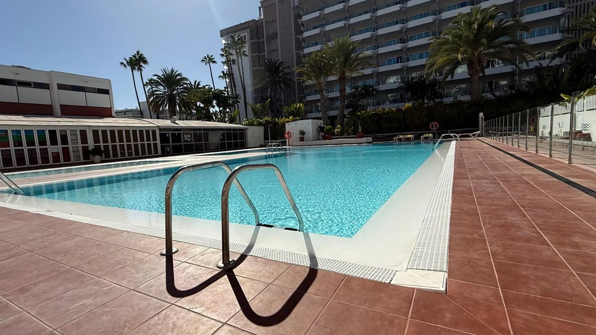 Modernes Apartment Mit 1 Schlafzimmer Und Balkon Im Herzen Von Playa Del Ingles, Gran Canaria